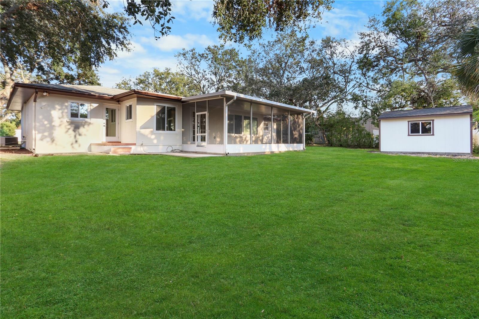 772 PALMER RD, BELLEAIR BLUFFS, FL, 33770