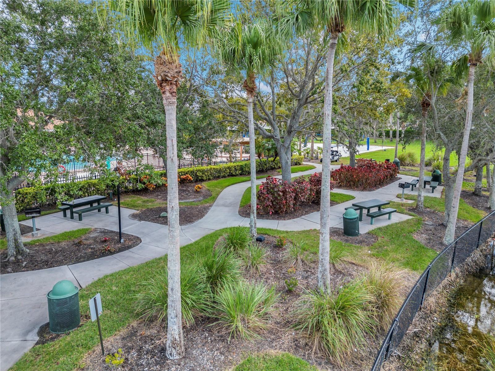 811 FAIRWAYCOVE LN #205, BRADENTON, FL, 34212