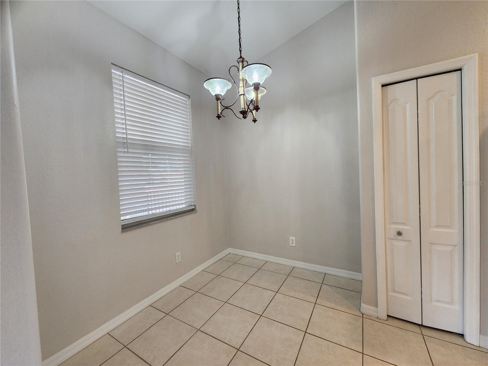 811 FAIRWAYCOVE LN #205, BRADENTON, FL, 34212