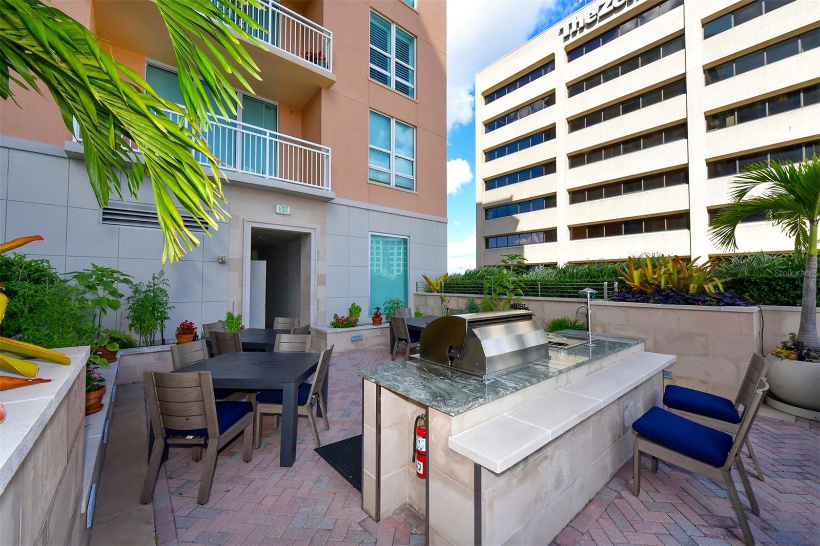 1350 MAIN ST #1202, SARASOTA, FL, 34236