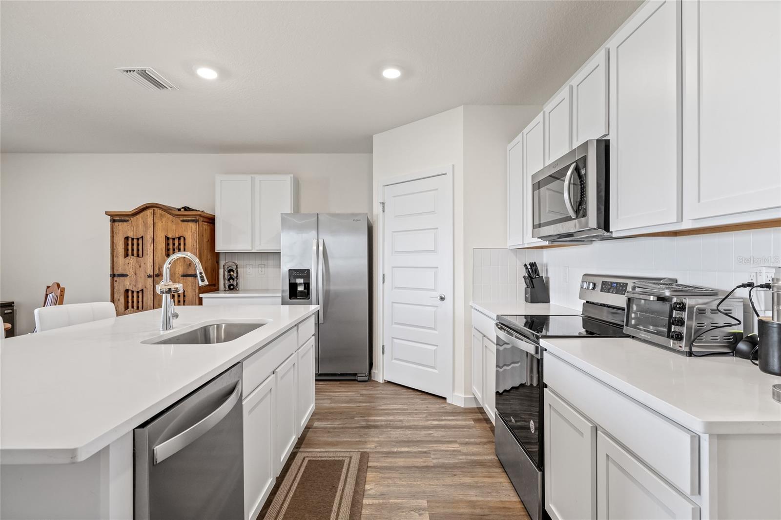 31923 TREASURE DOCK ISLE, WESLEY CHAPEL, FL, 33545
