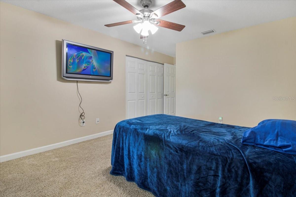 913 BURLWOOD ST, BRANDON, FL, 33511