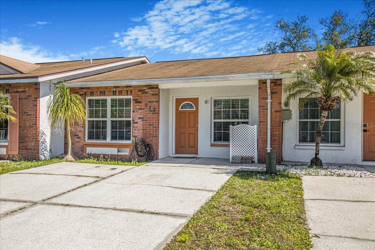 913 BURLWOOD ST, BRANDON, FL, 33511