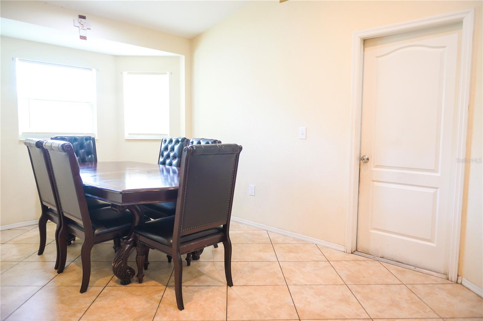2608 SUNSET CIR, LAKE WALES, FL, 33898