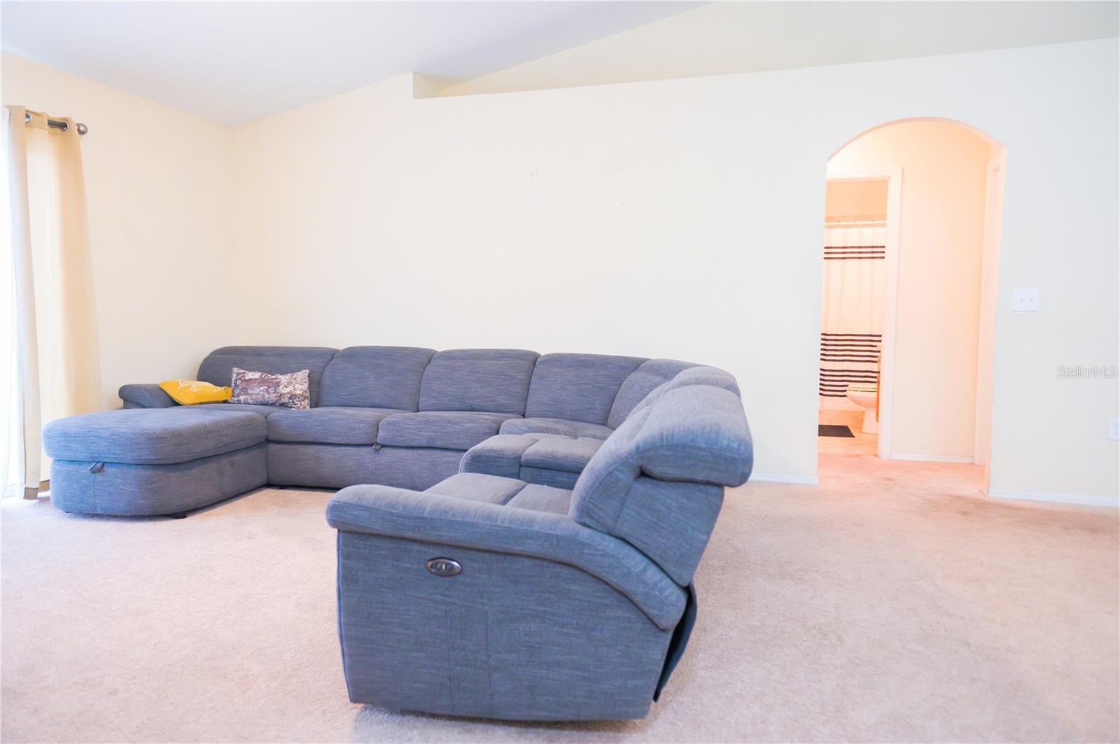 2608 SUNSET CIR, LAKE WALES, FL, 33898