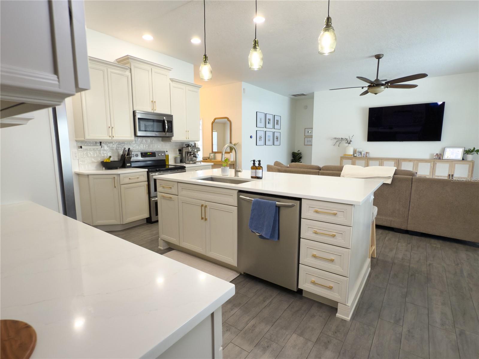 2121 KNOLLVIEW CT, OVIEDO, FL, 32765