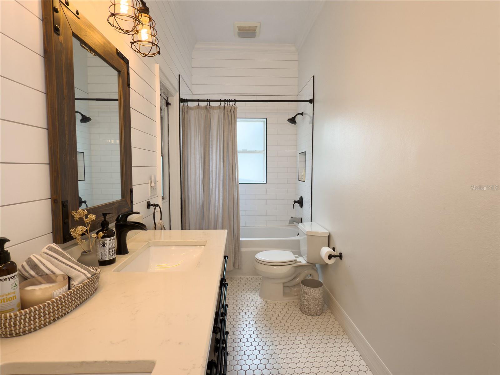 2121 KNOLLVIEW CT, OVIEDO, FL, 32765