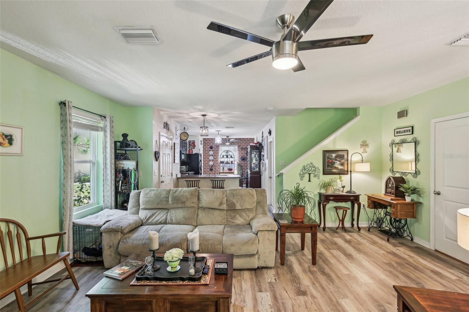 9756 HOUND CHASE DR, GIBSONTON, FL, 33534