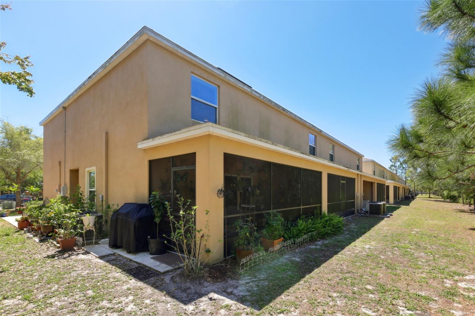 9756 HOUND CHASE DR, GIBSONTON, FL, 33534