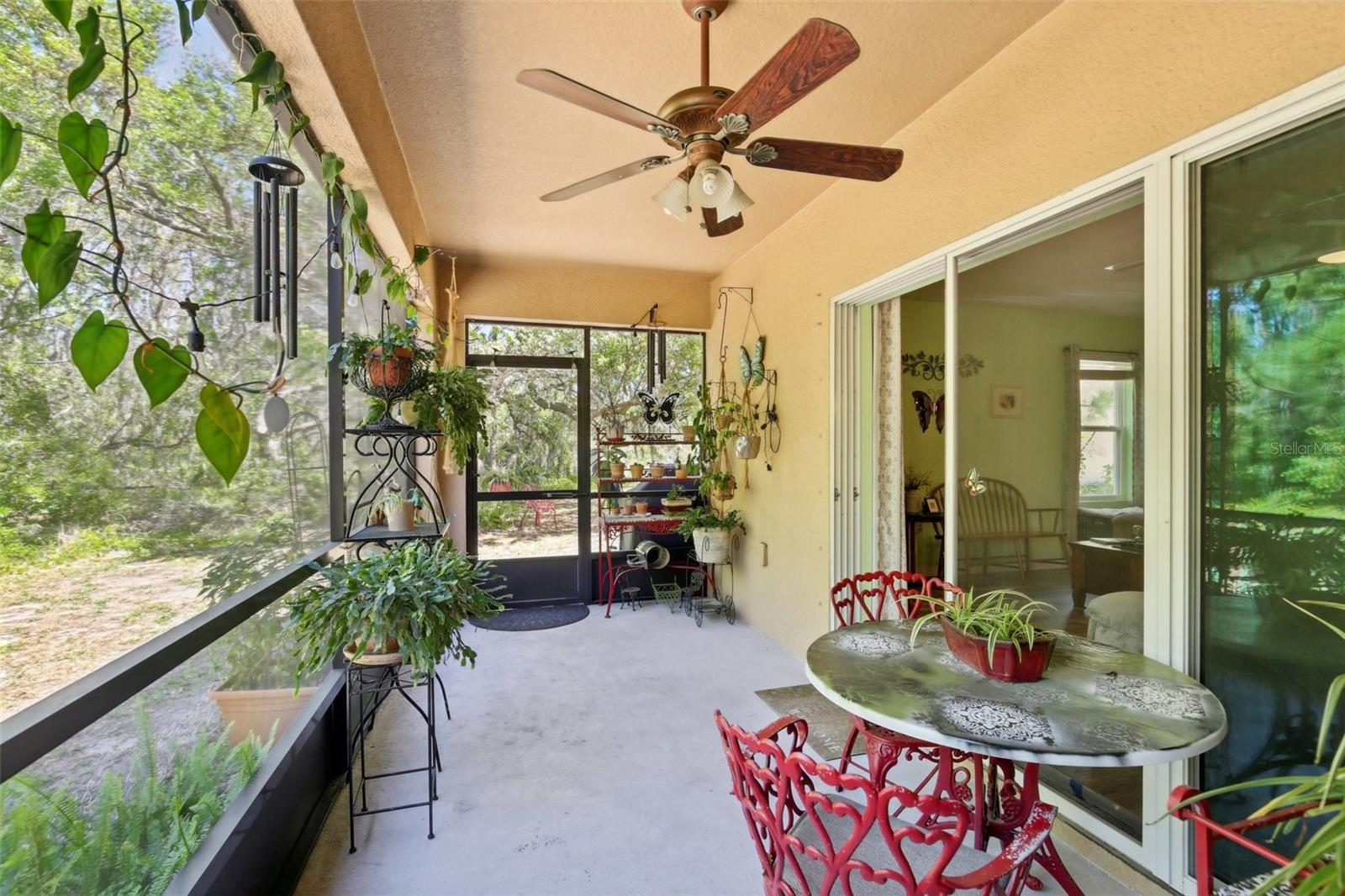 9756 HOUND CHASE DR, GIBSONTON, FL, 33534