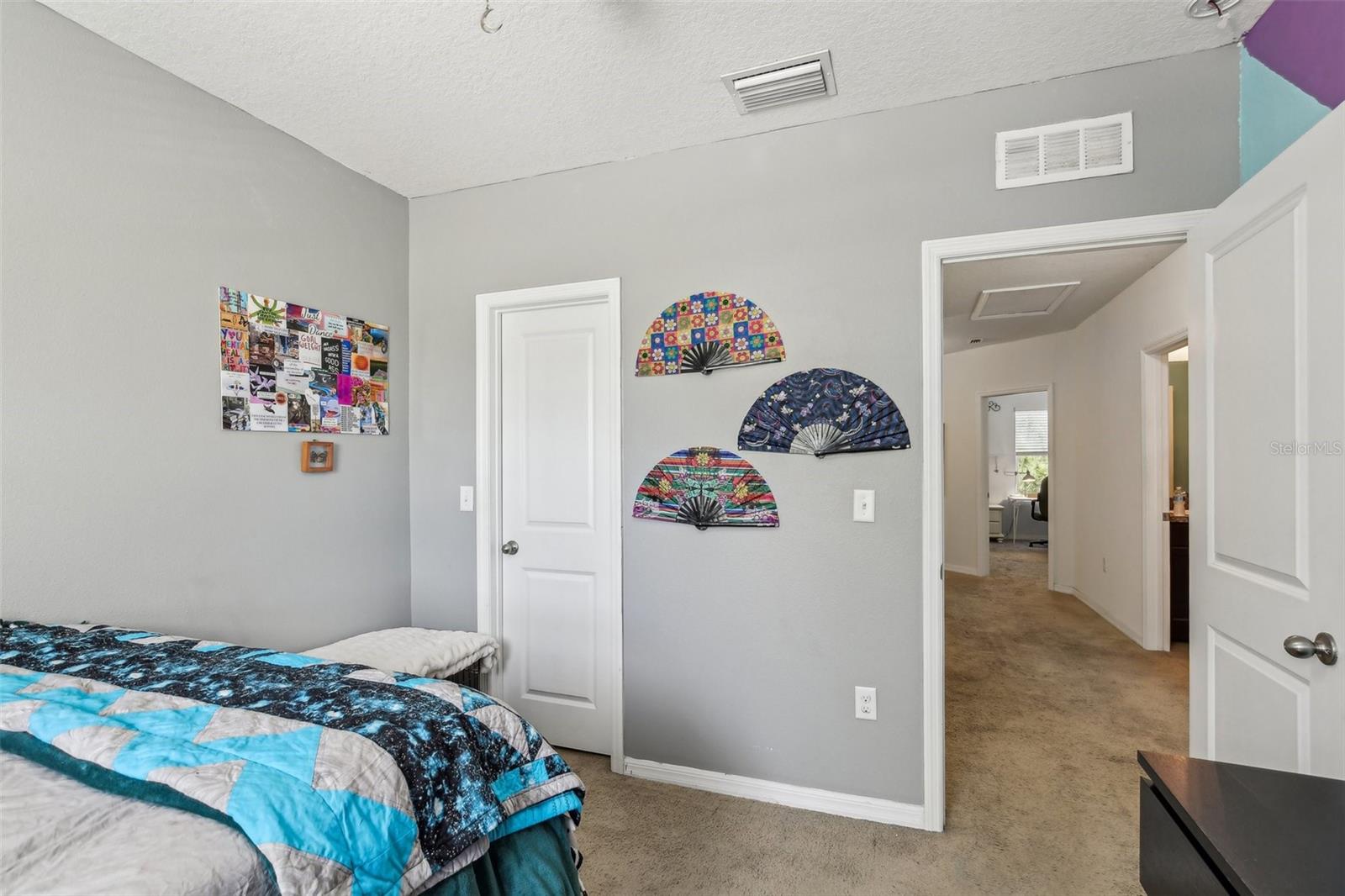 9756 HOUND CHASE DR, GIBSONTON, FL, 33534