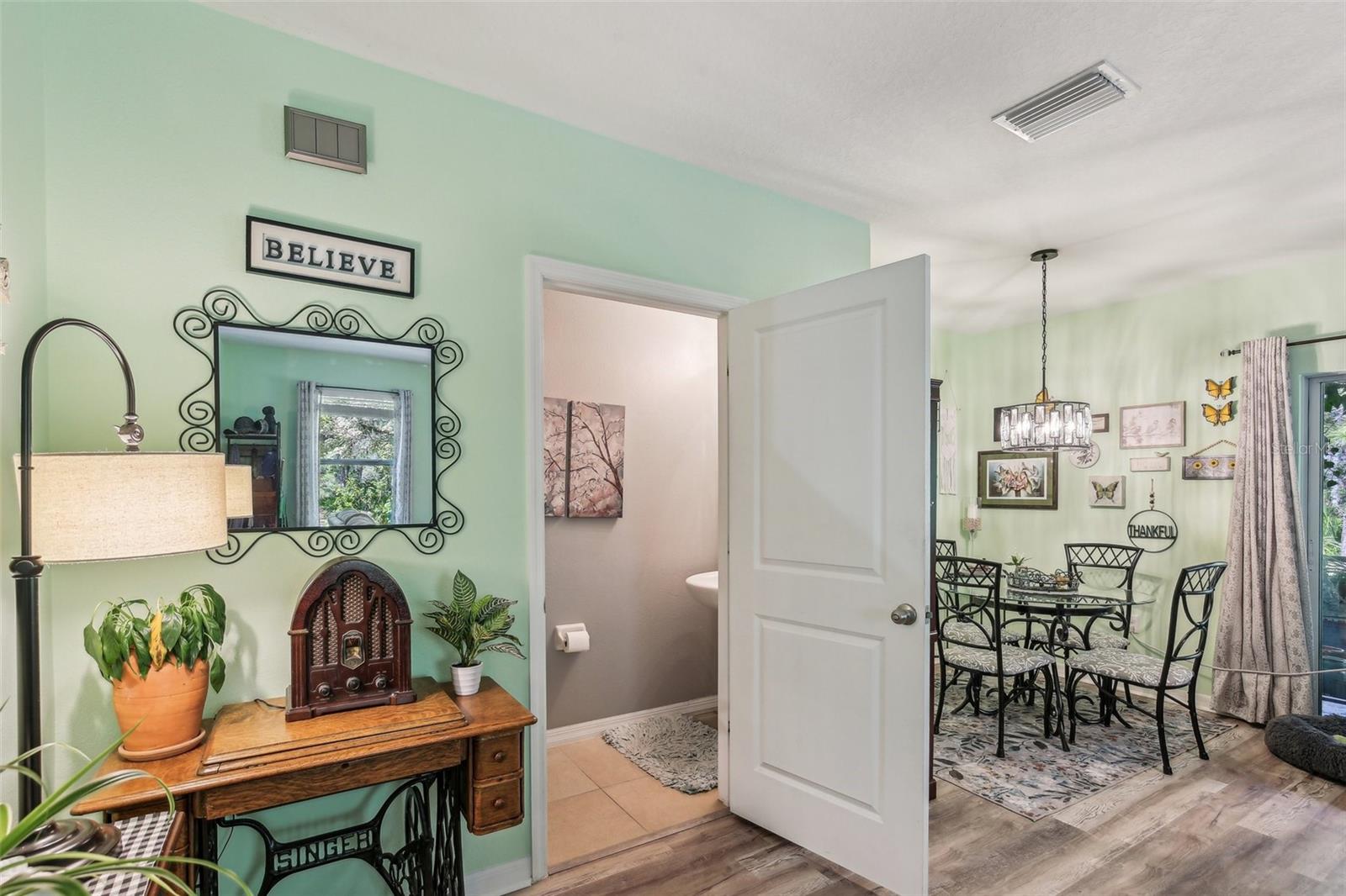 9756 HOUND CHASE DR, GIBSONTON, FL, 33534
