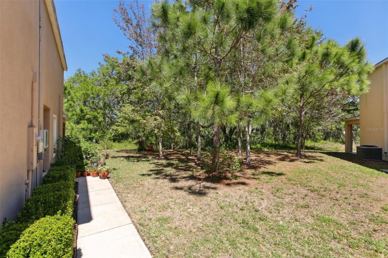 9756 HOUND CHASE DR, GIBSONTON, FL, 33534