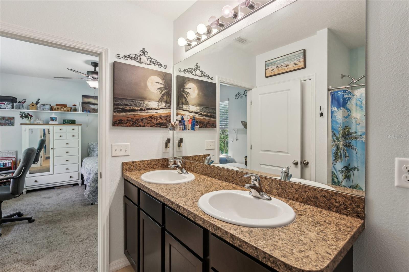 9756 HOUND CHASE DR, GIBSONTON, FL, 33534