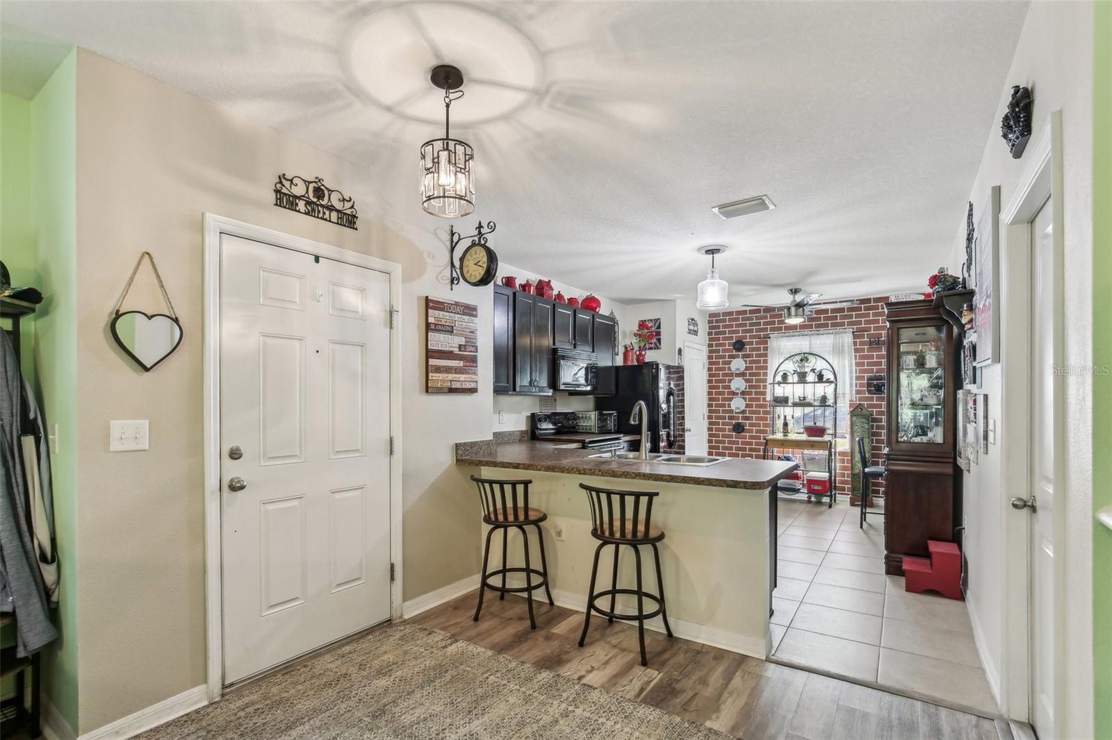 9756 HOUND CHASE DR, GIBSONTON, FL, 33534