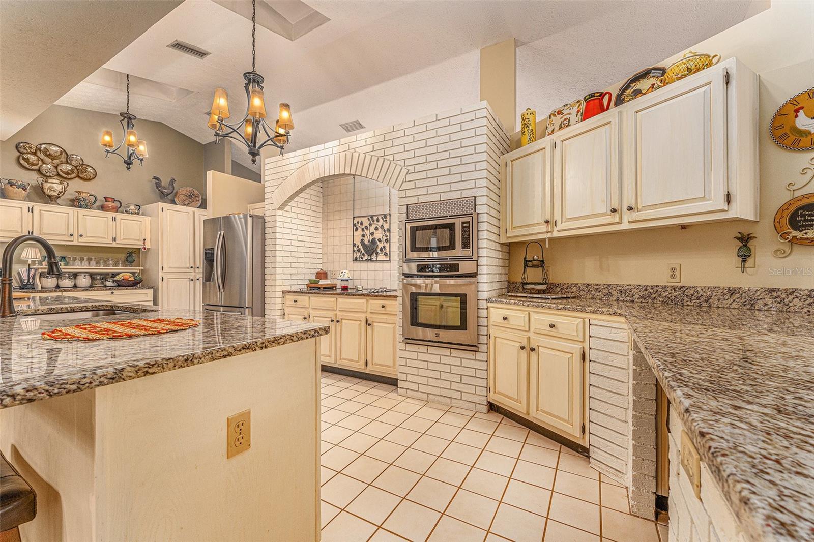2824 TIMBER KNOLL DR, VALRICO, FL, 33596