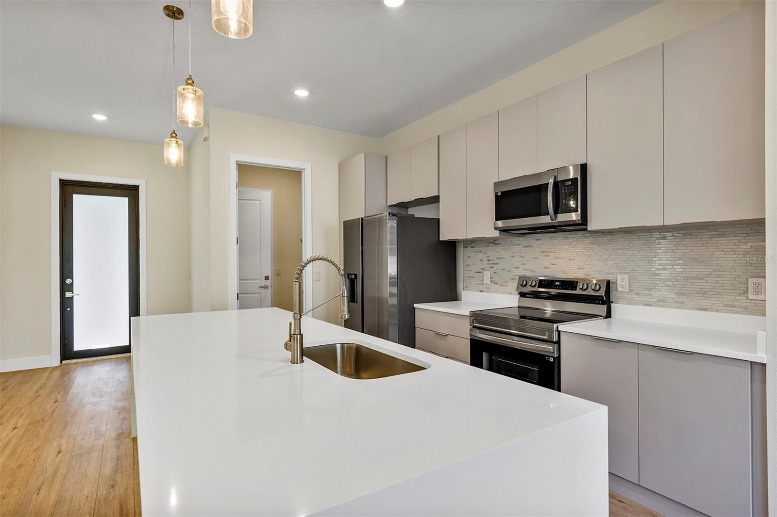 82 VENANGO ST, PORT CHARLOTTE, FL, 33954
