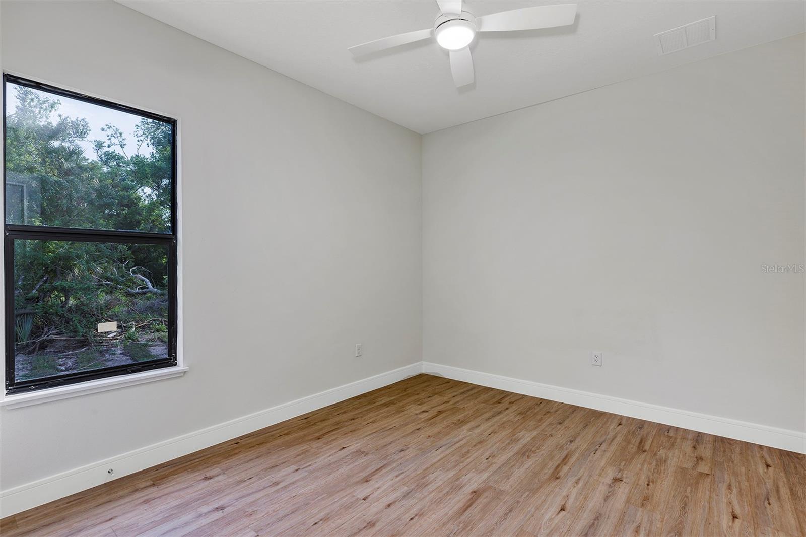 82 VENANGO ST, PORT CHARLOTTE, FL, 33954