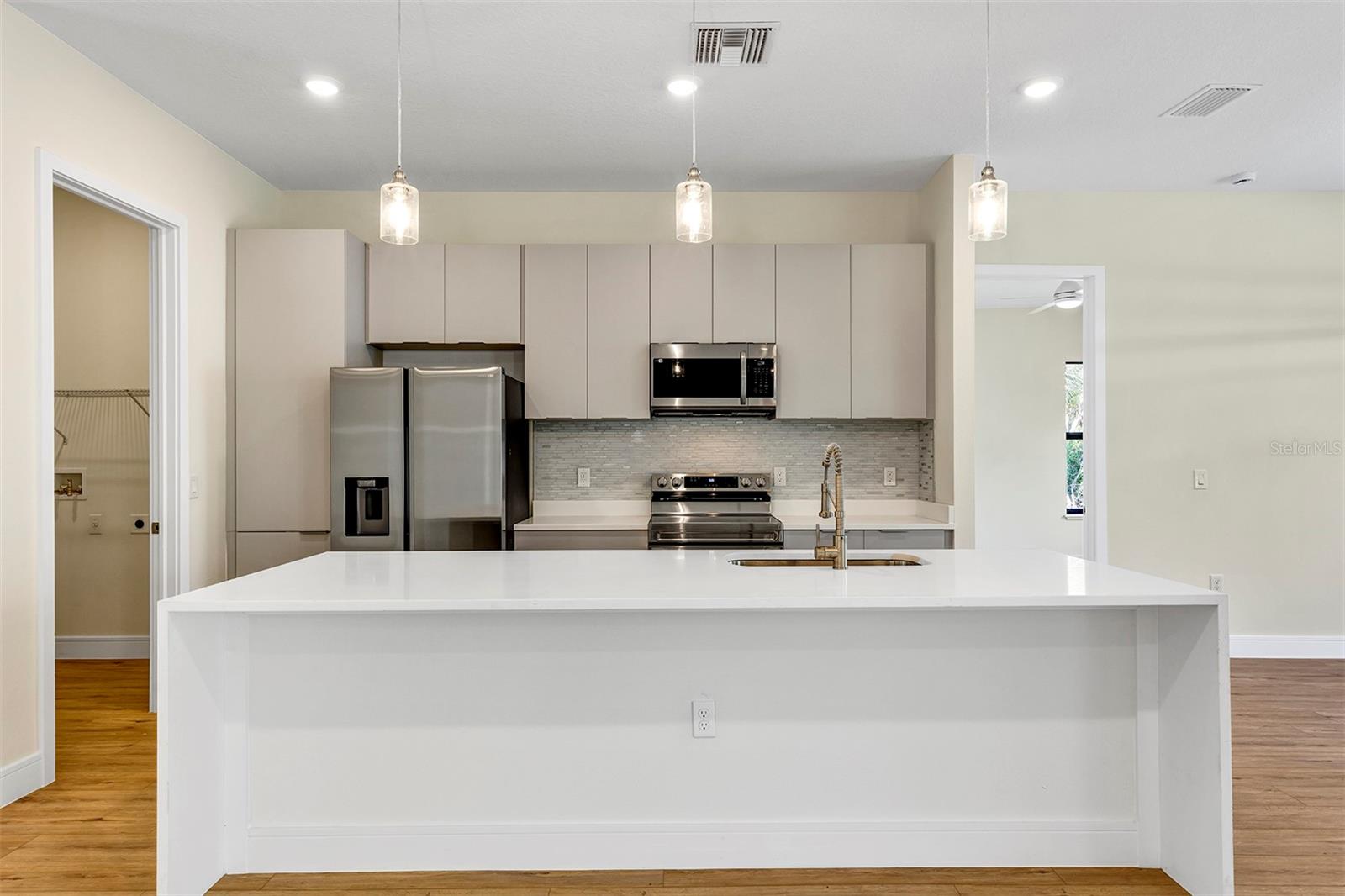 82 VENANGO ST, PORT CHARLOTTE, FL, 33954