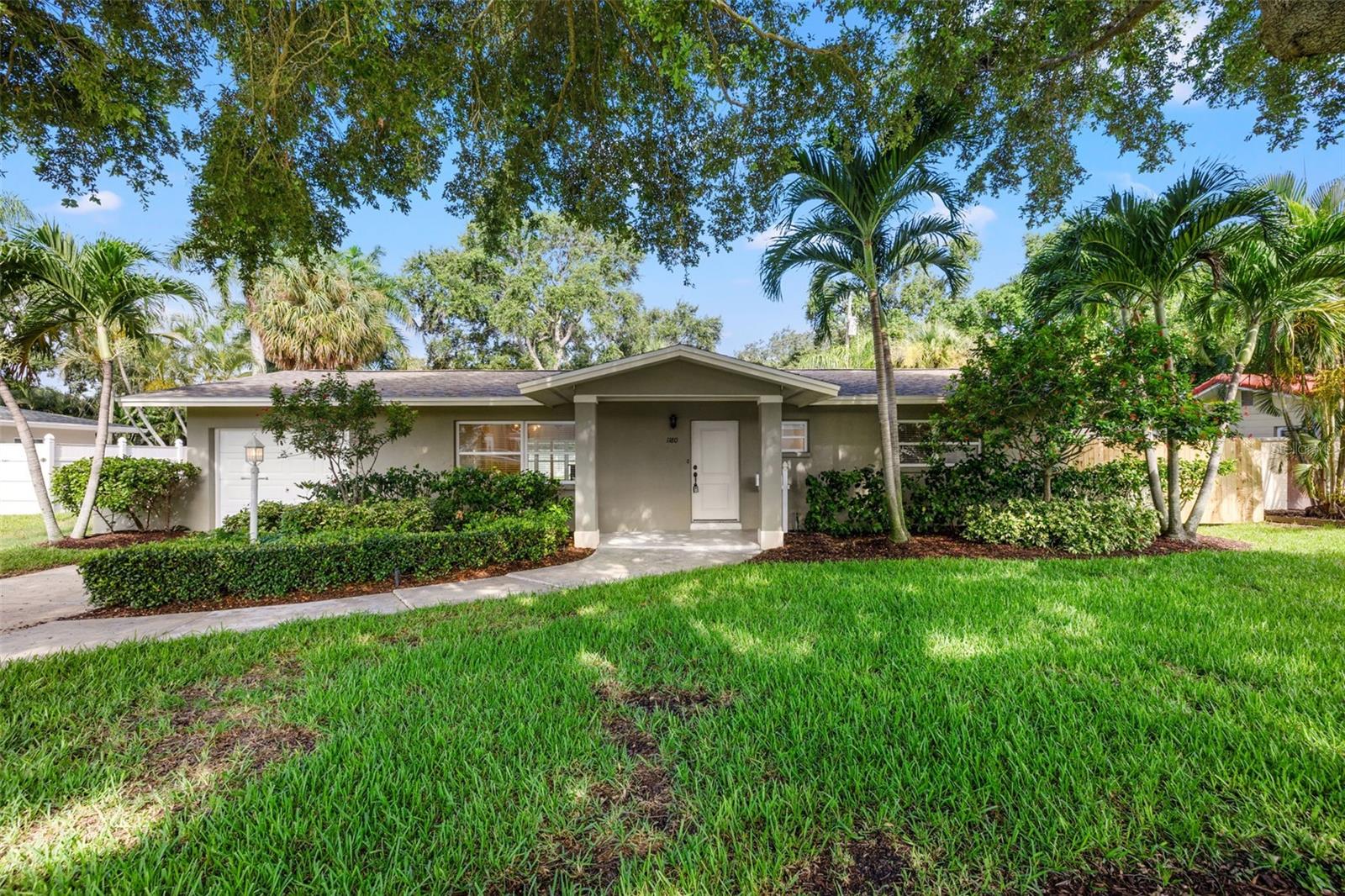 1180 EDEN ISLE BLVD NE, ST PETERSBURG, FL, 33704
