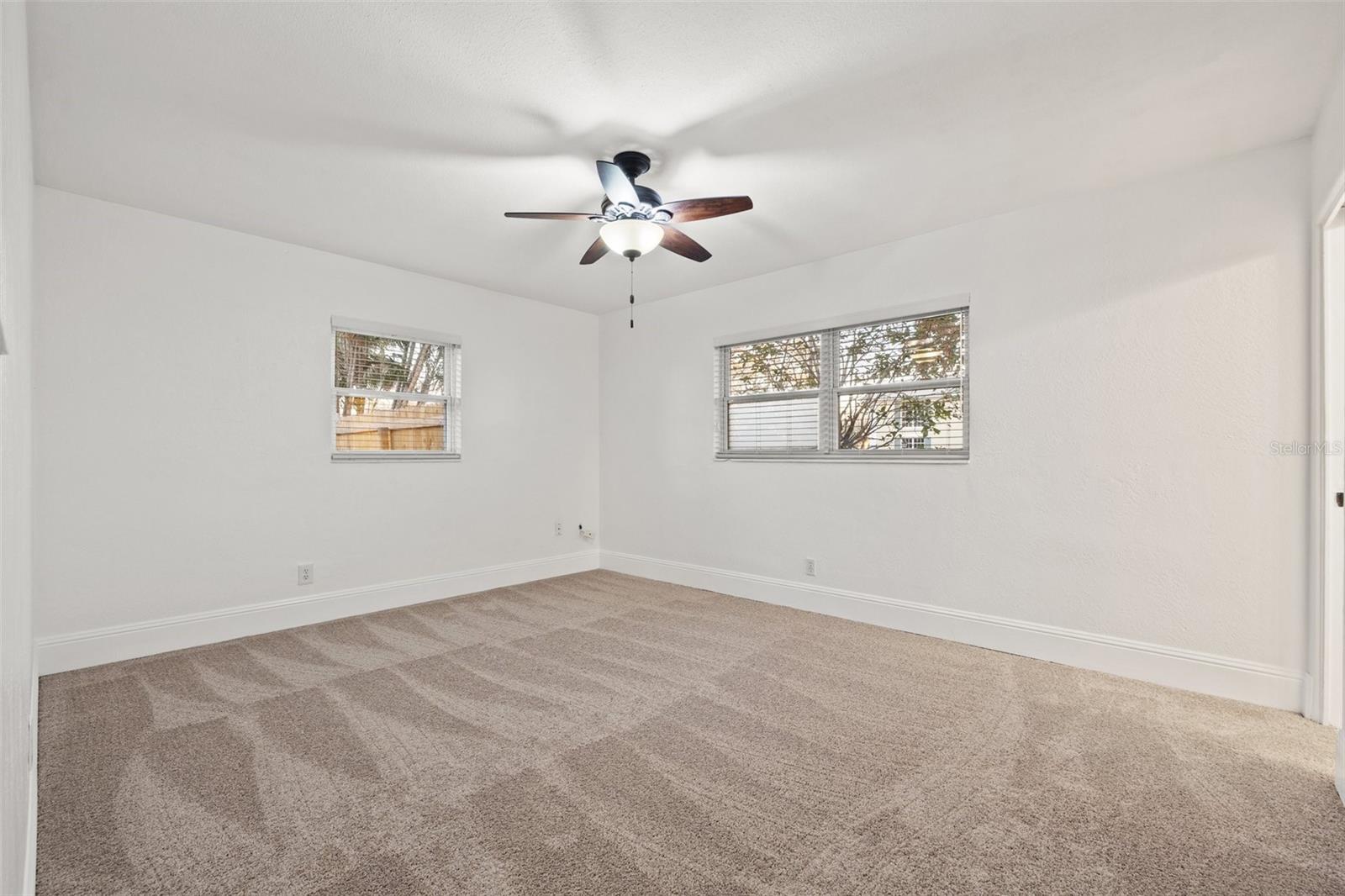 1180 EDEN ISLE BLVD NE, ST PETERSBURG, FL, 33704