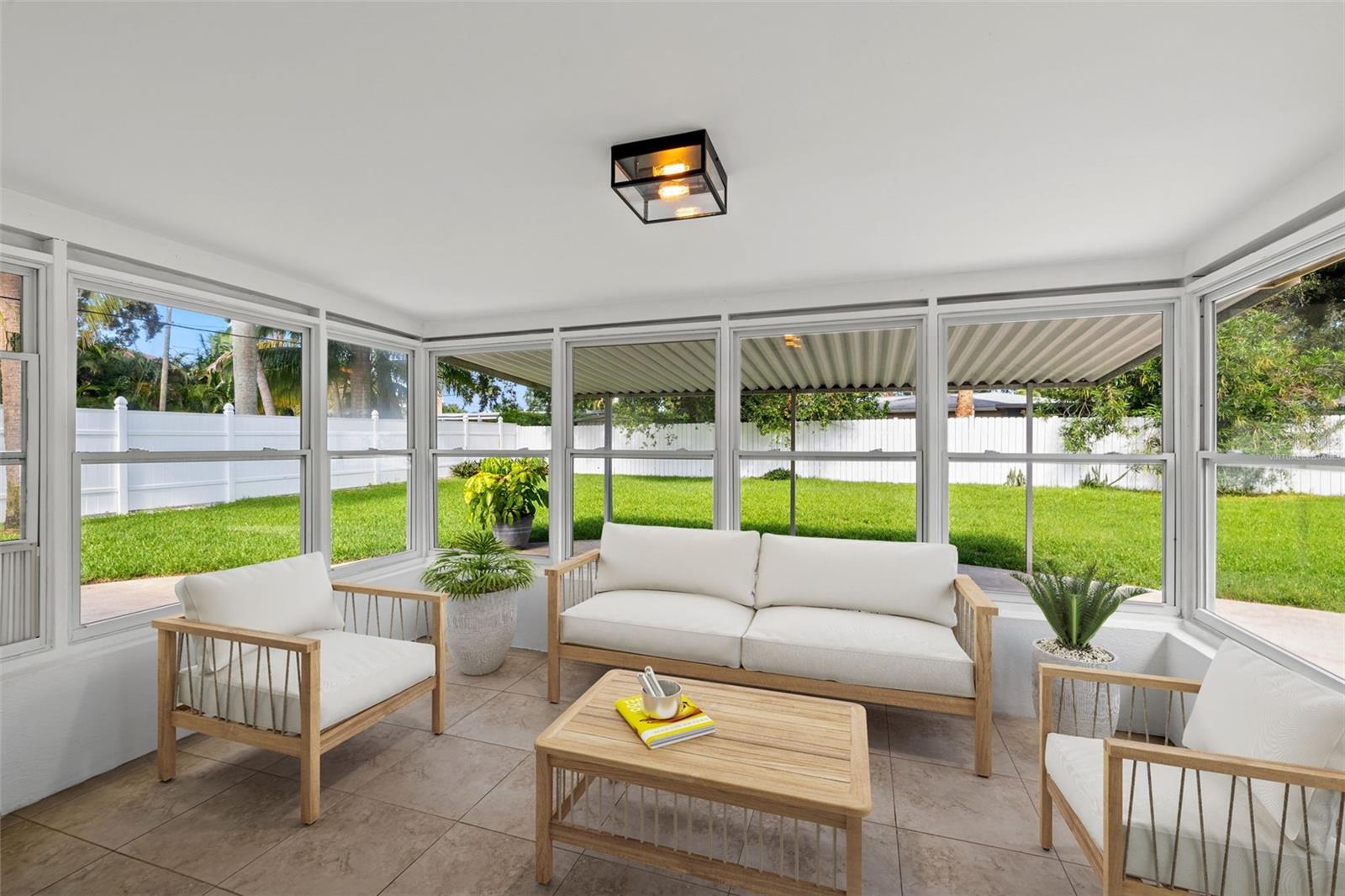 1180 EDEN ISLE BLVD NE, ST PETERSBURG, FL, 33704
