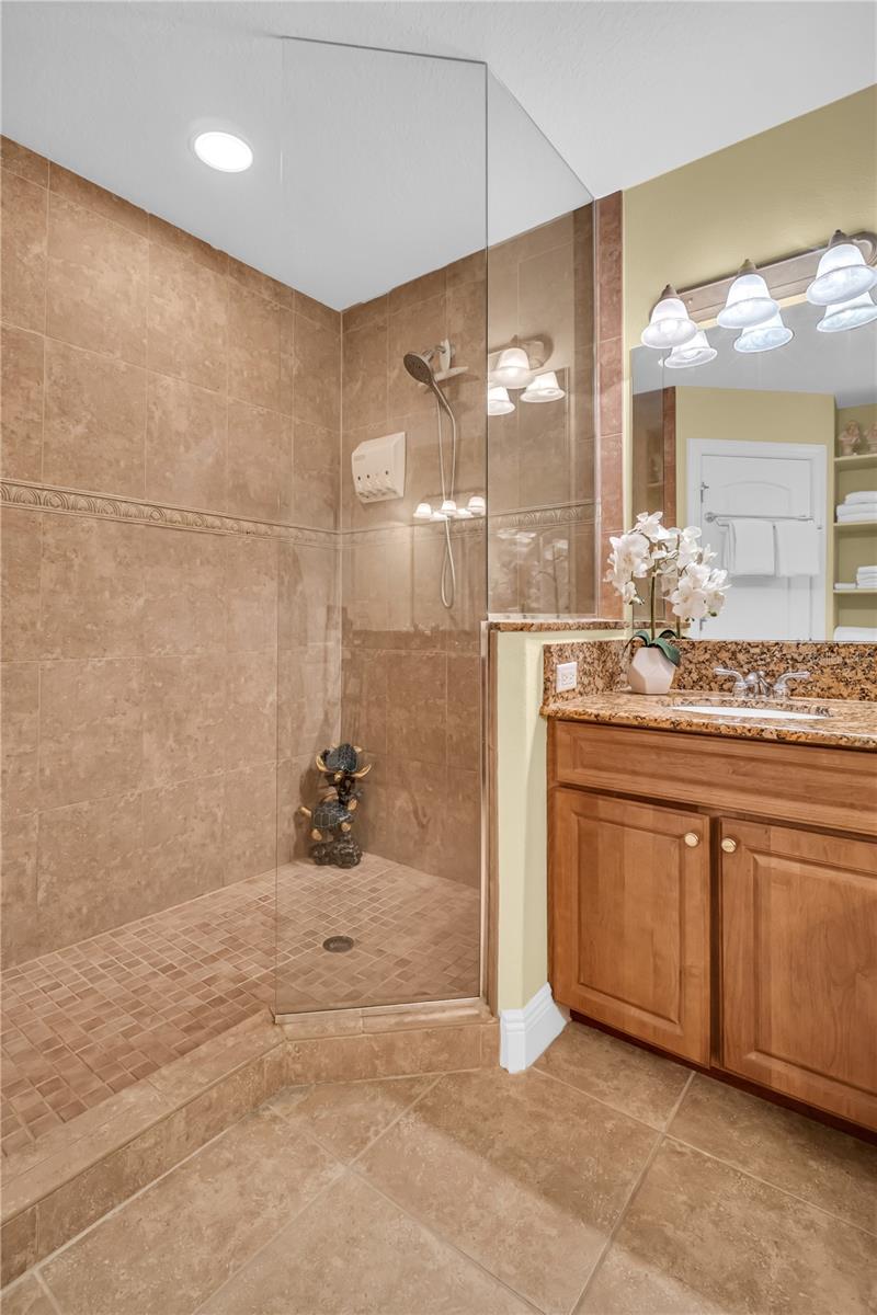 130 BRIGHTWATER DR #5, CLEARWATER BEACH, FL, 33767