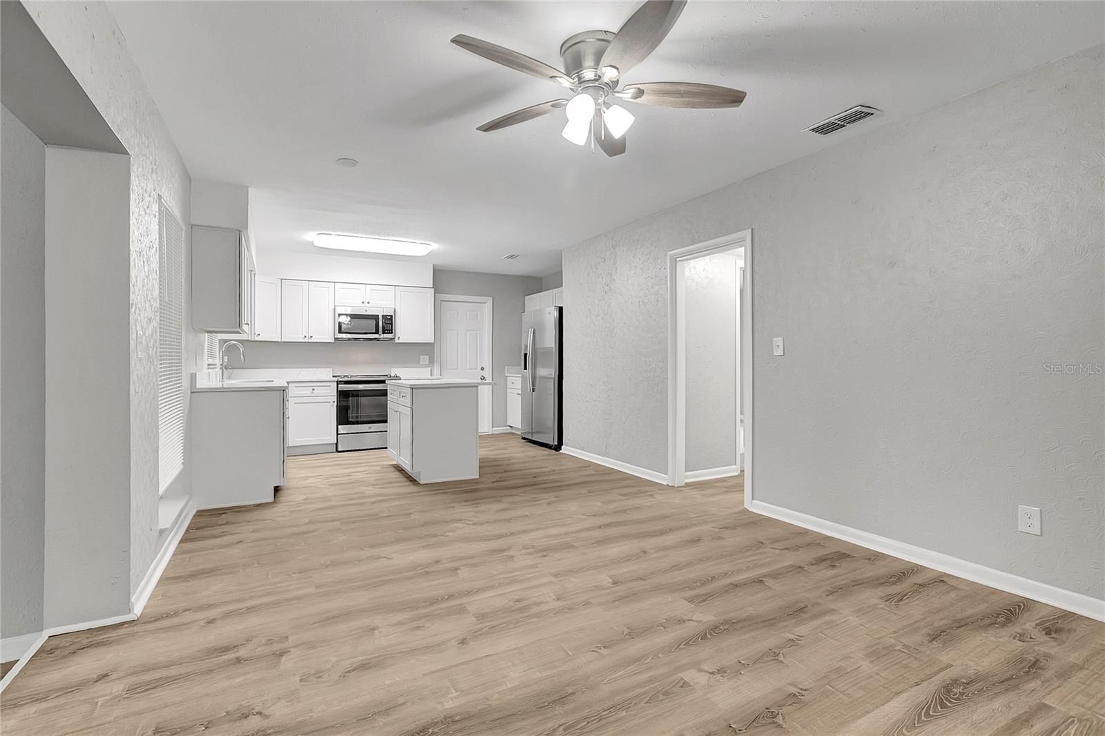 5604 CRESTHILL DR, TAMPA, FL, 33615