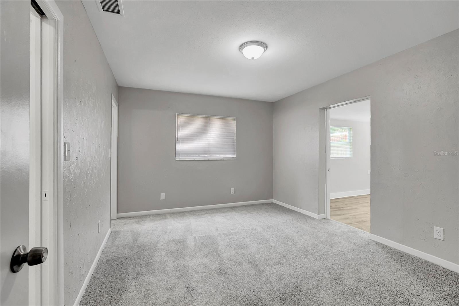 5604 CRESTHILL DR, TAMPA, FL, 33615