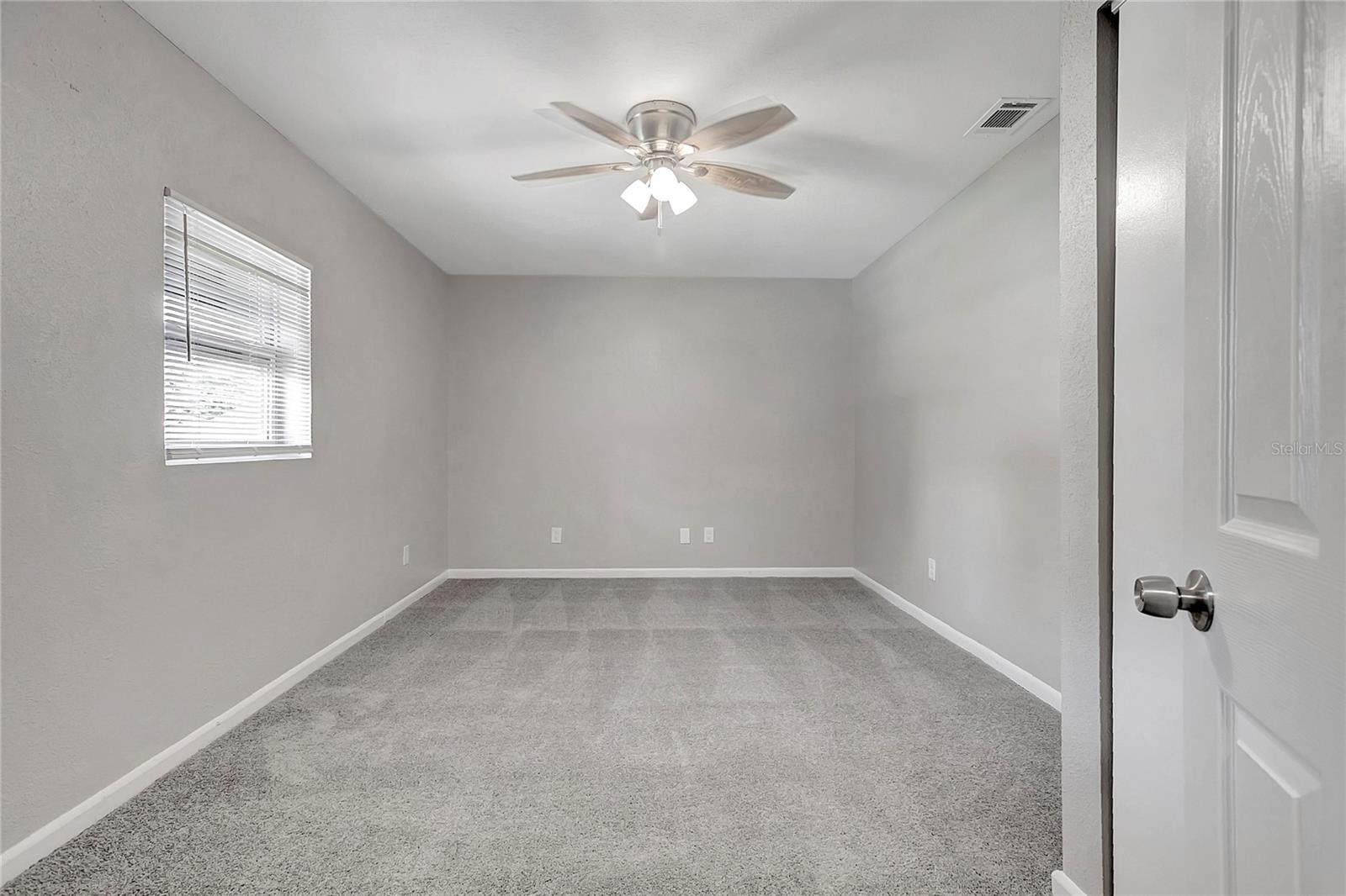 5604 CRESTHILL DR, TAMPA, FL, 33615