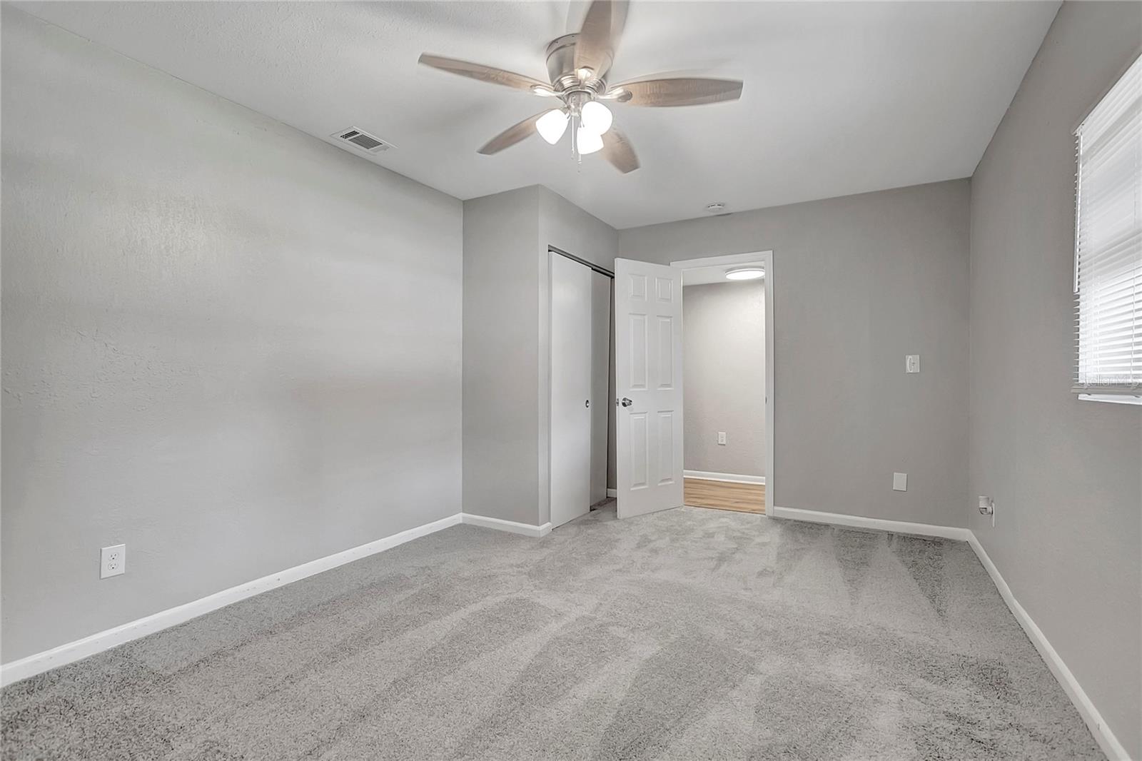 5604 CRESTHILL DR, TAMPA, FL, 33615