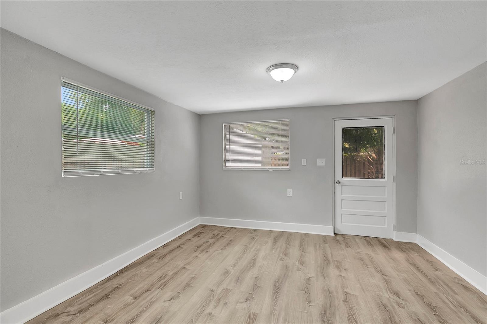 5604 CRESTHILL DR, TAMPA, FL, 33615