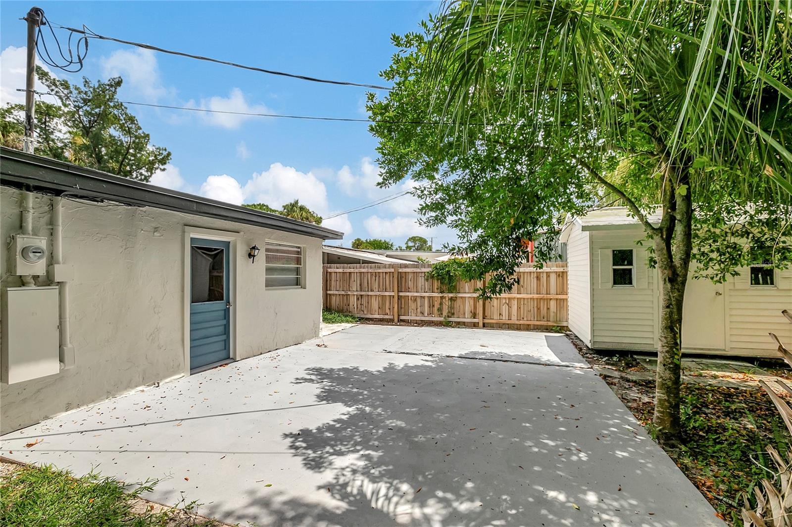 5604 CRESTHILL DR, TAMPA, FL, 33615