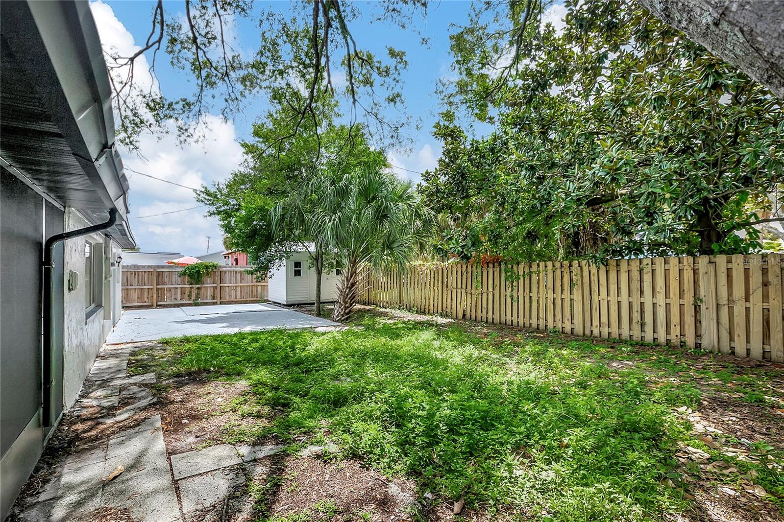 5604 CRESTHILL DR, TAMPA, FL, 33615