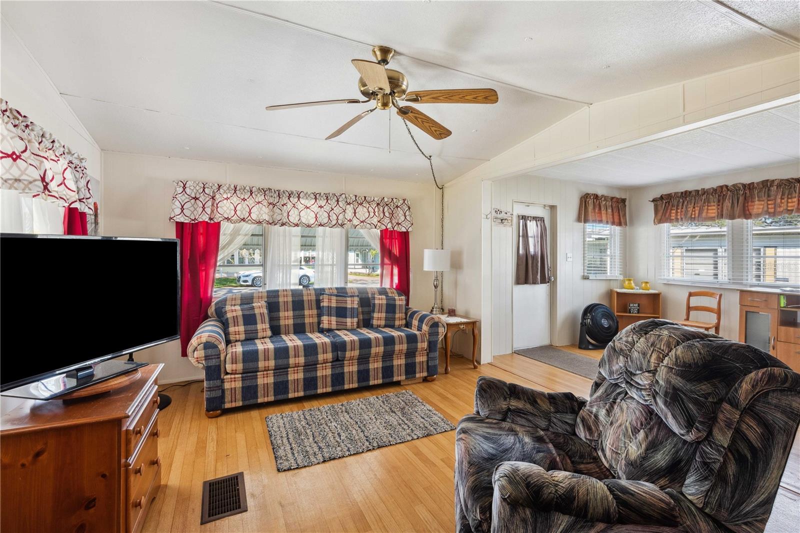 37910 SAGO PALM DR, ZEPHYRHILLS, FL, 33542