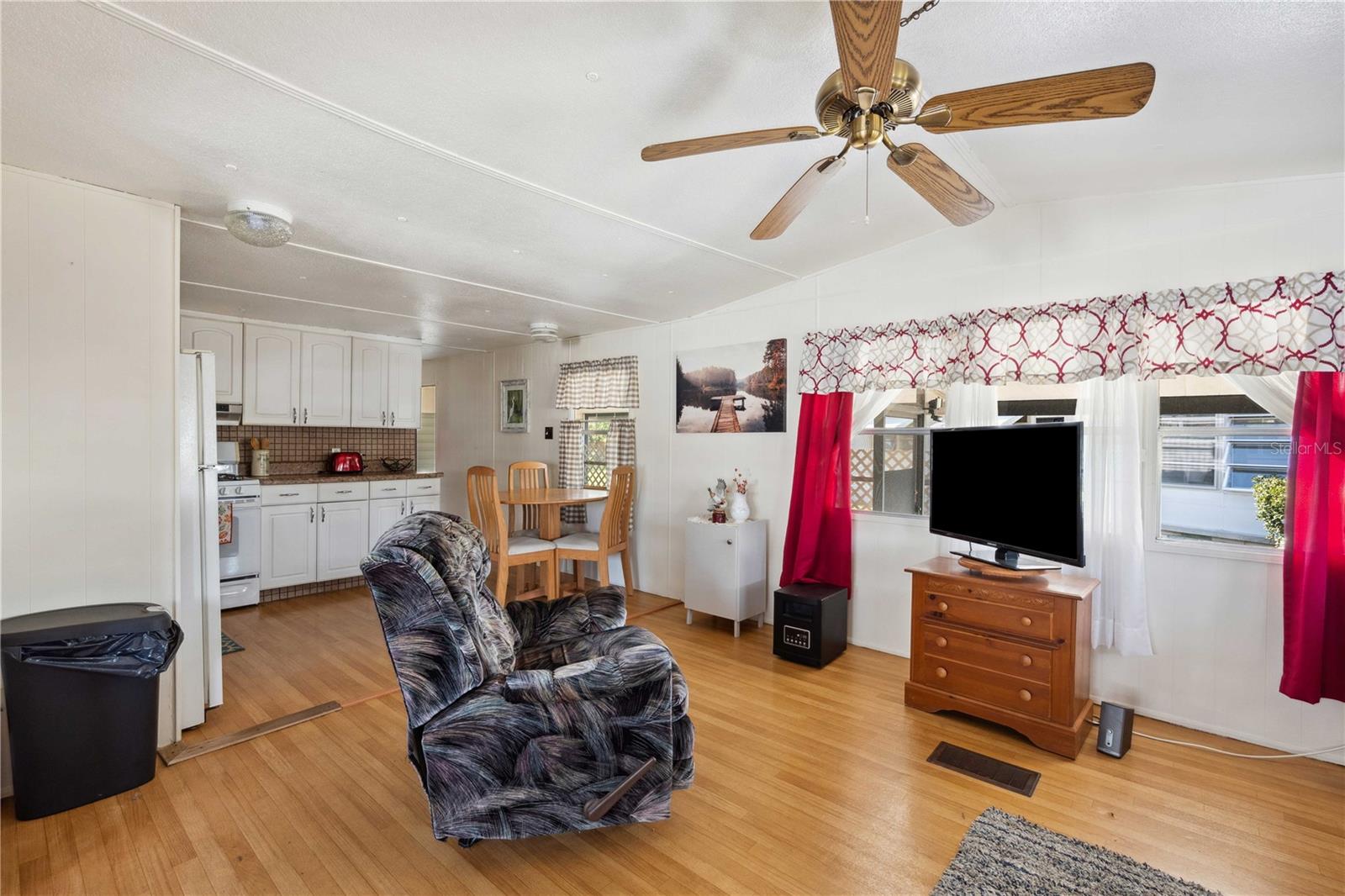 37910 SAGO PALM DR, ZEPHYRHILLS, FL, 33542