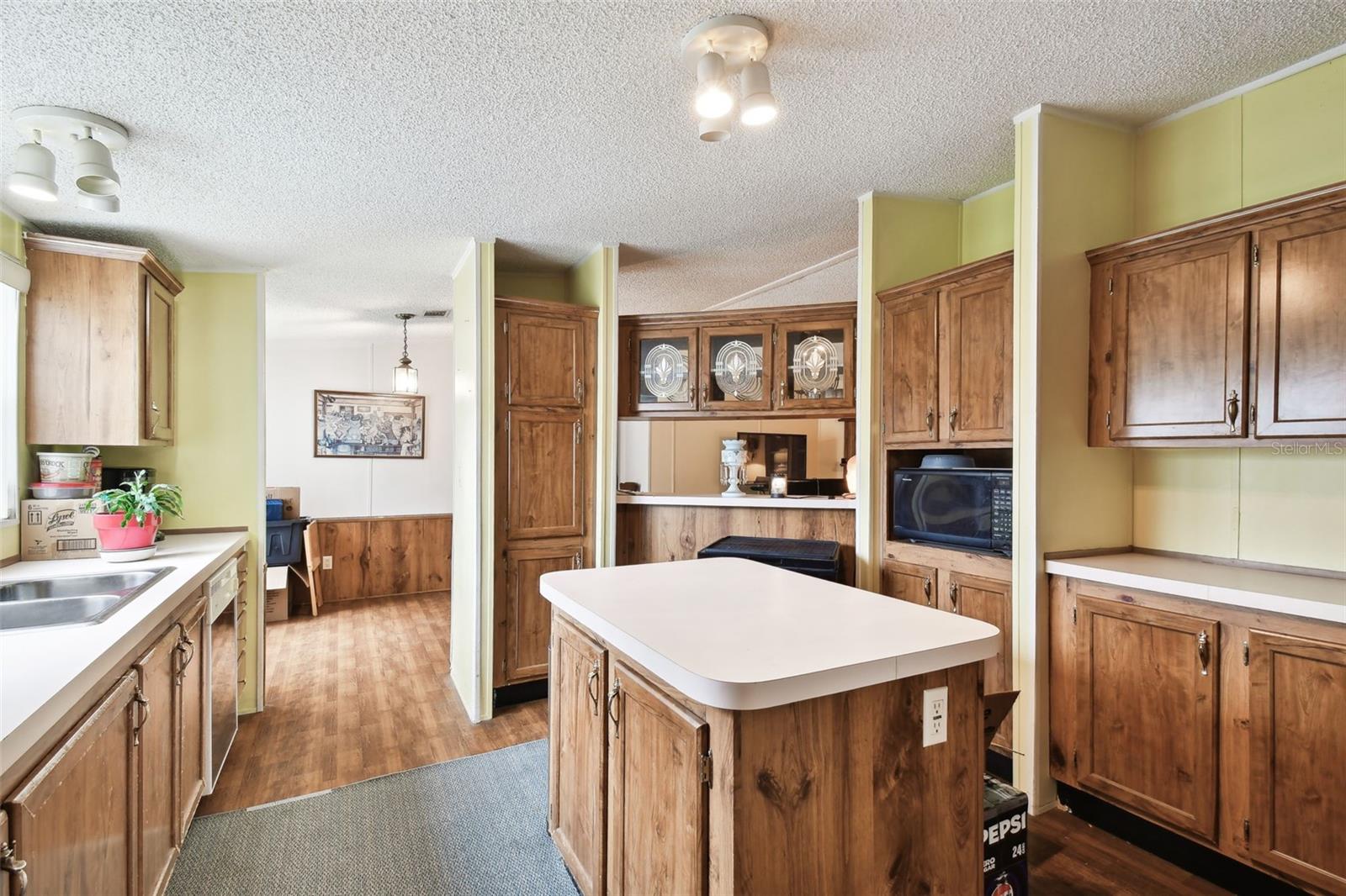 4537 THORNTON DR, ZEPHYRHILLS, FL, 33542