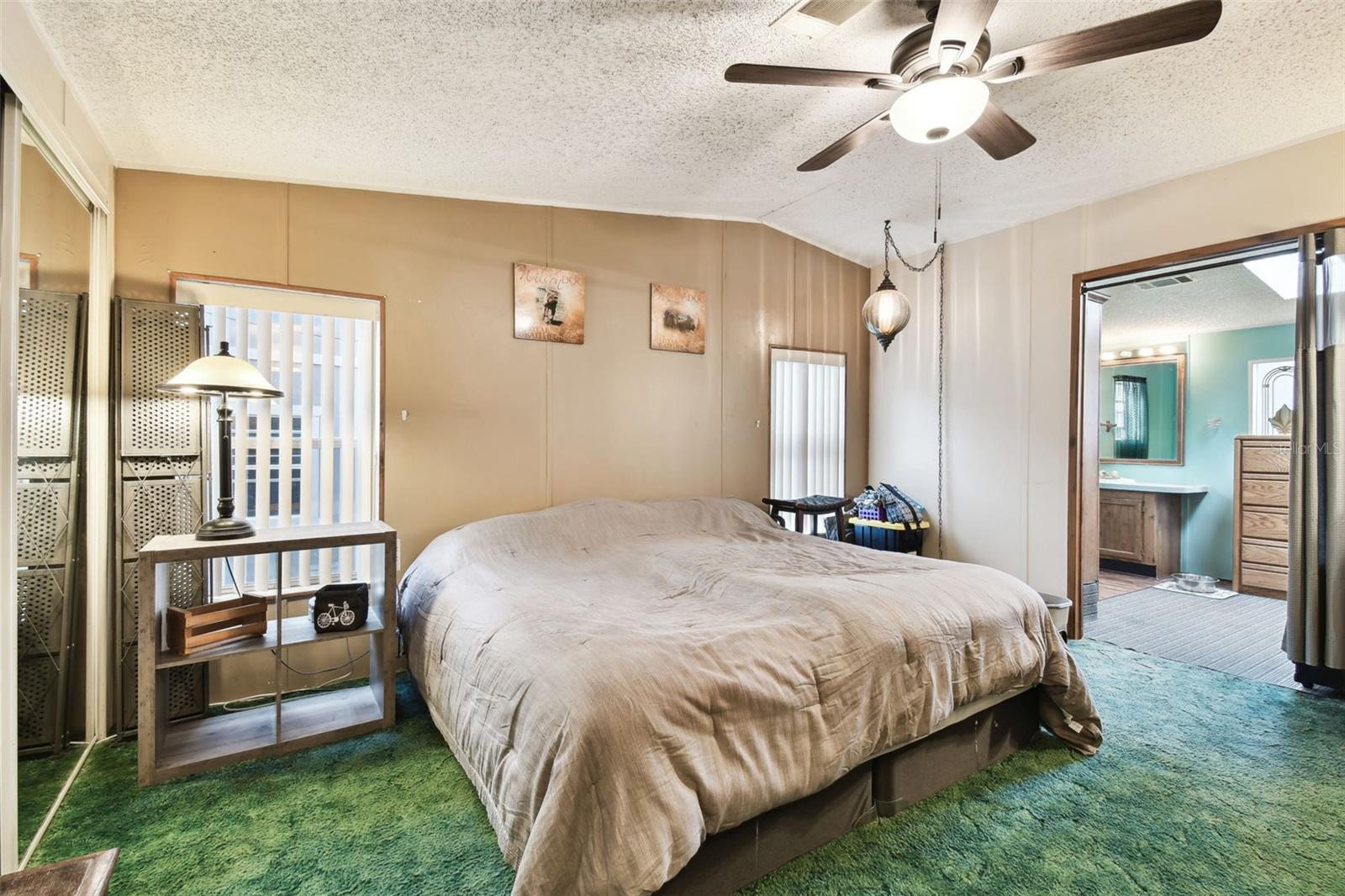 4537 THORNTON DR, ZEPHYRHILLS, FL, 33542