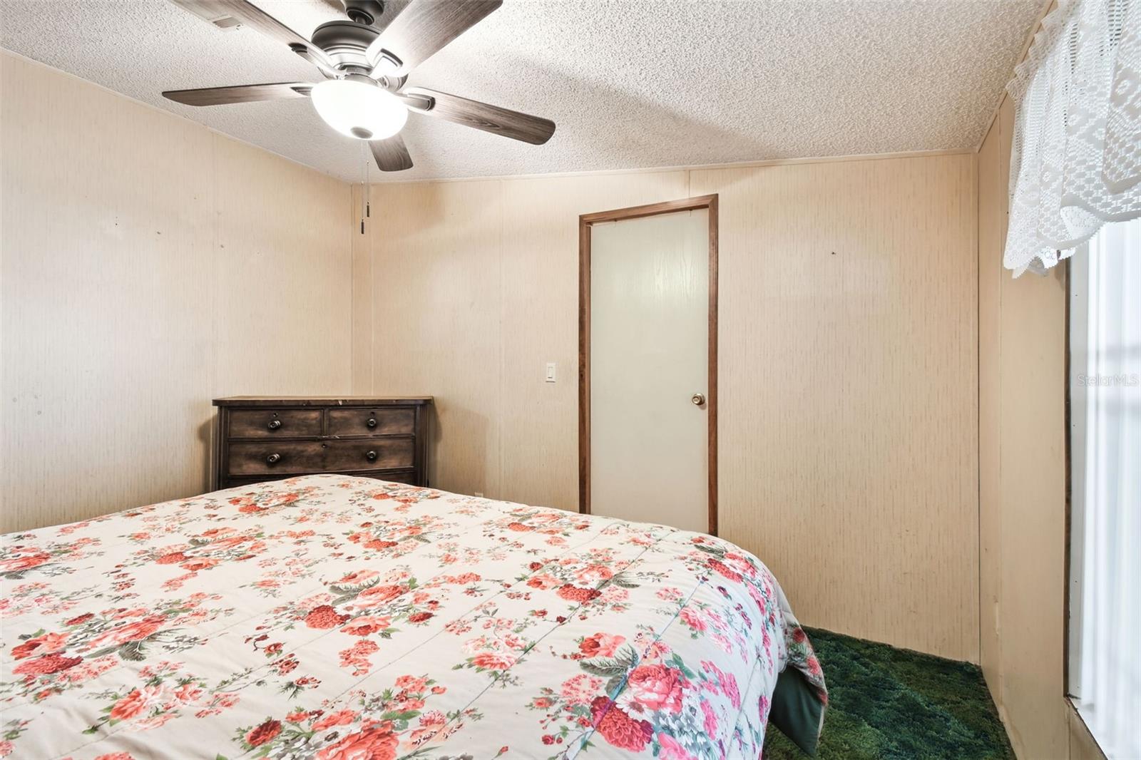 4537 THORNTON DR, ZEPHYRHILLS, FL, 33542