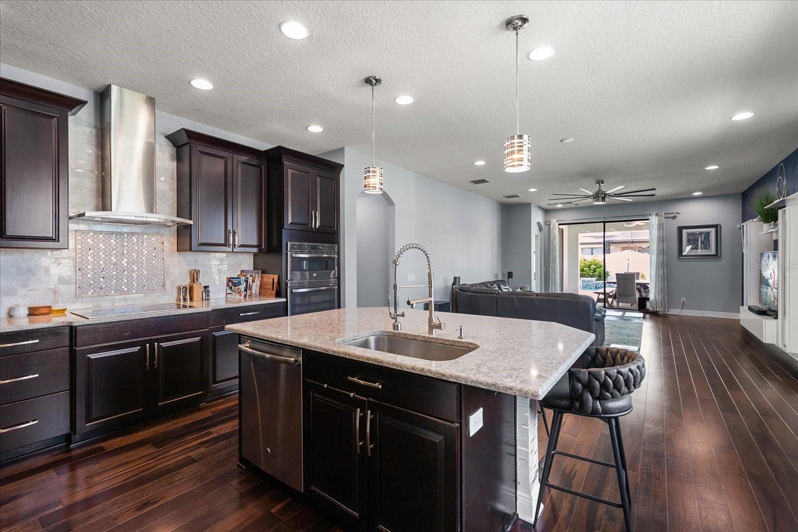 1727 NATURE VIEW DR, LUTZ, FL, 33558