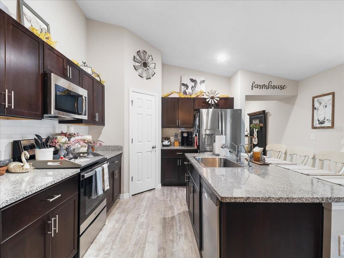 13003 UPWARD PL, RIVERVIEW, FL, 33579