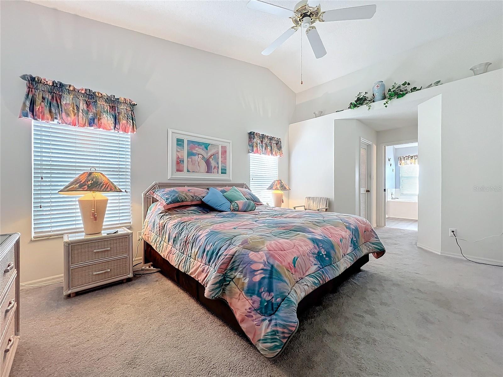 25110 MERIWEATHER RD, LEESBURG, FL, 34748
