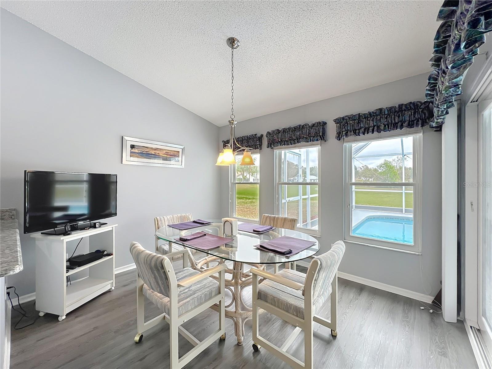 25110 MERIWEATHER RD, LEESBURG, FL, 34748