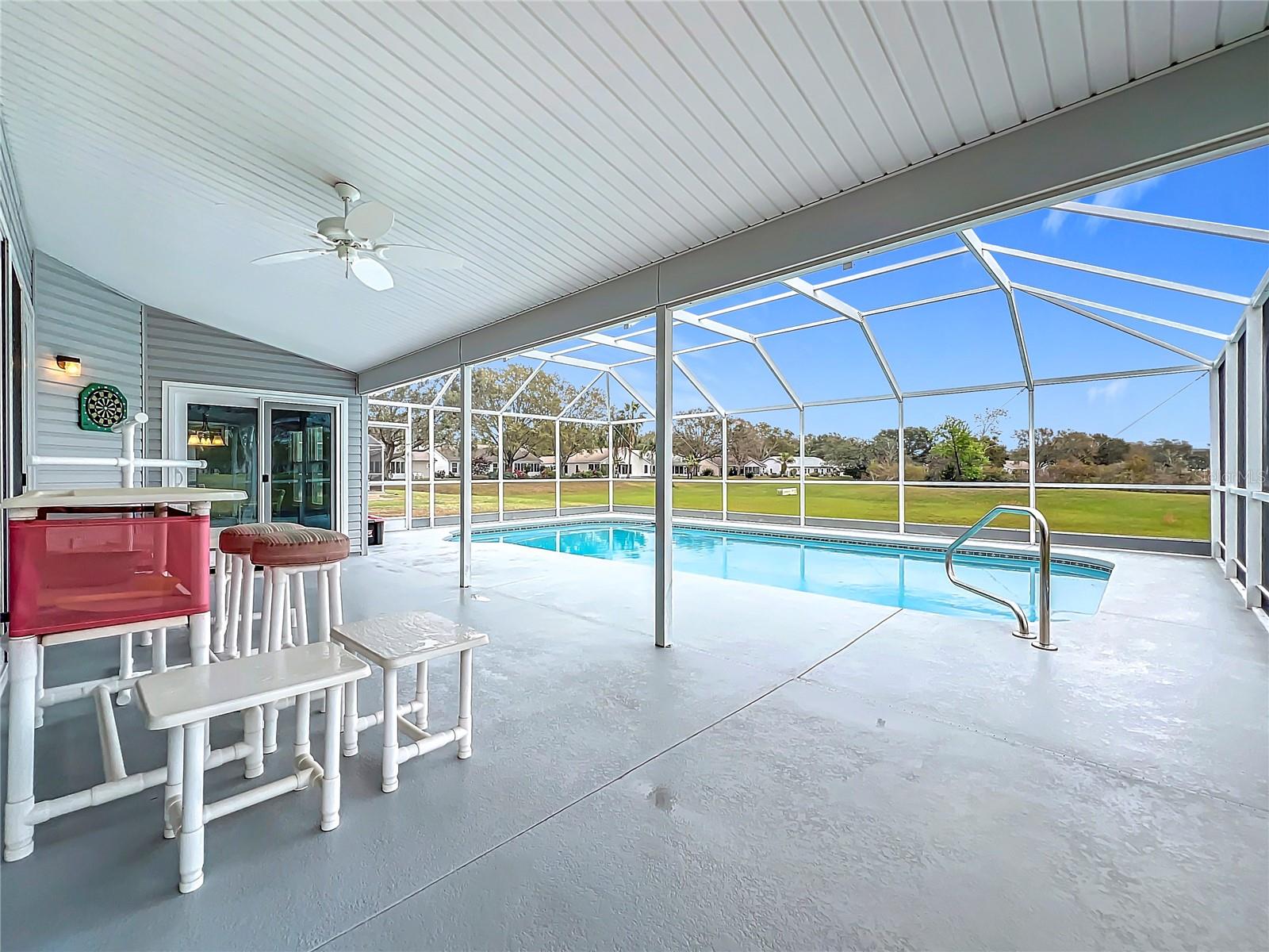 25110 MERIWEATHER RD, LEESBURG, FL, 34748