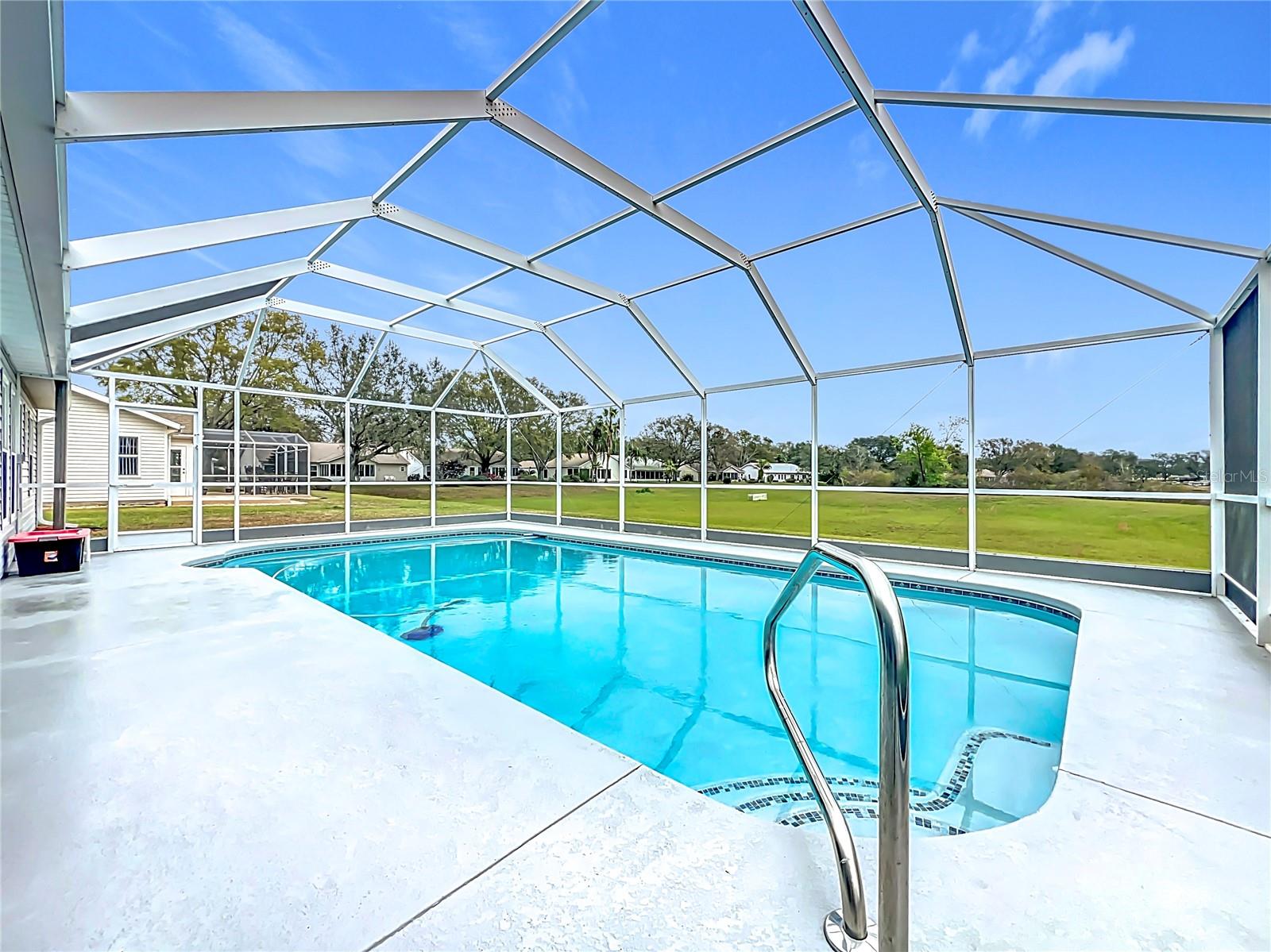25110 MERIWEATHER RD, LEESBURG, FL, 34748