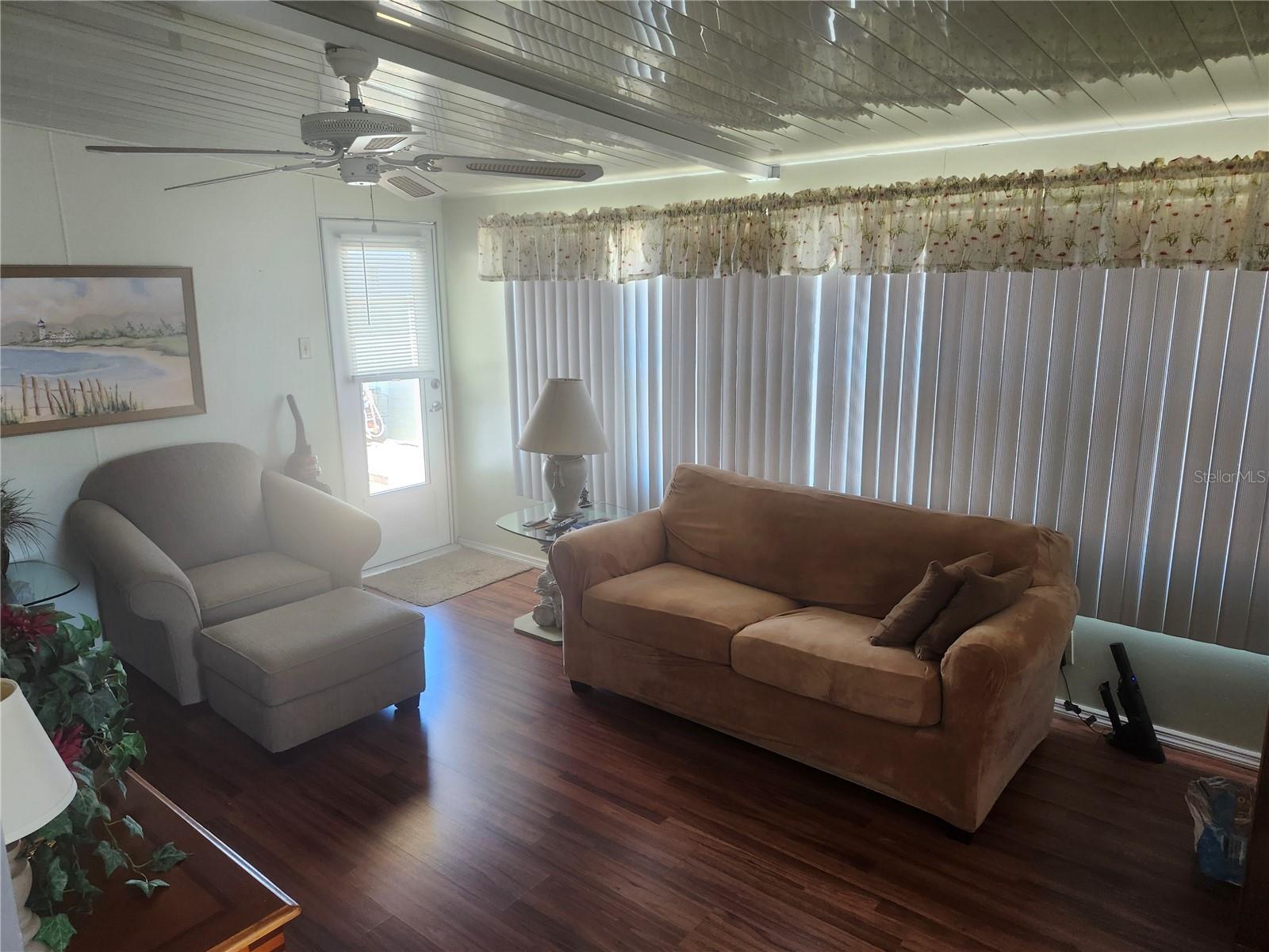 5725 COLUMBIA DR, NEW PORT RICHEY, FL, 34652