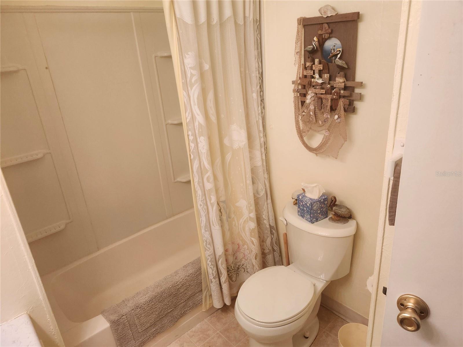 5725 COLUMBIA DR, NEW PORT RICHEY, FL, 34652