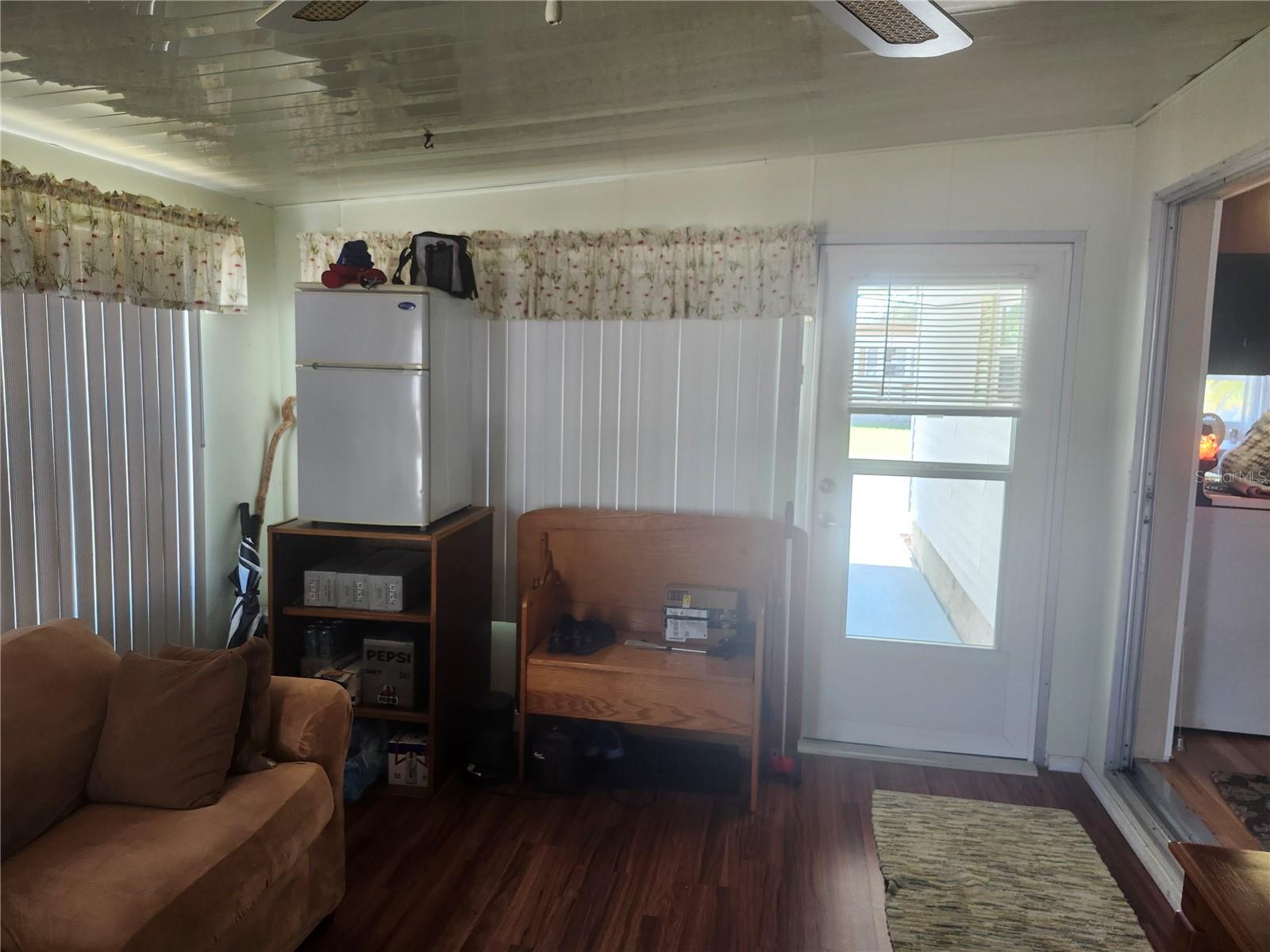 5725 COLUMBIA DR, NEW PORT RICHEY, FL, 34652