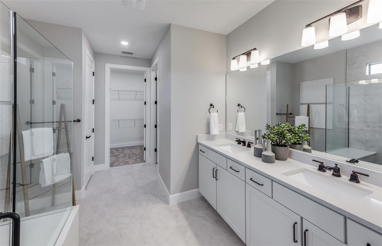 5732 BLUESTAR CT, LAKEWOOD RANCH, FL, 34211