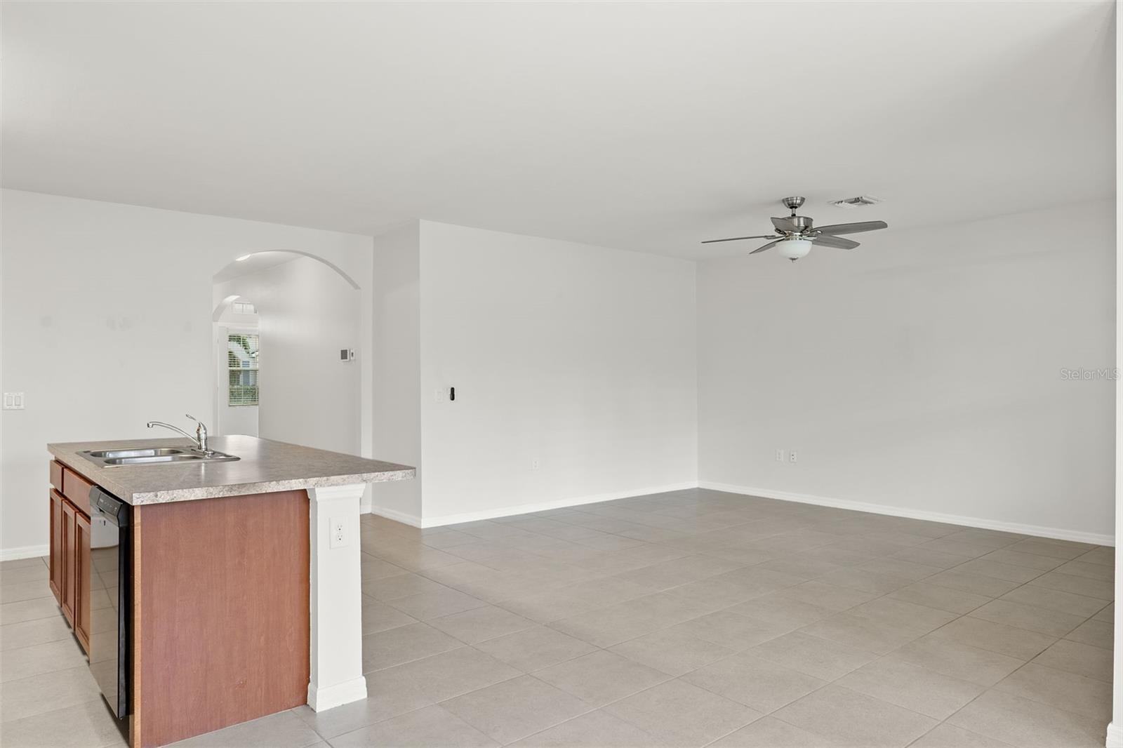 3495 ACAPULCO CIR, CAPE CORAL, FL, 33909